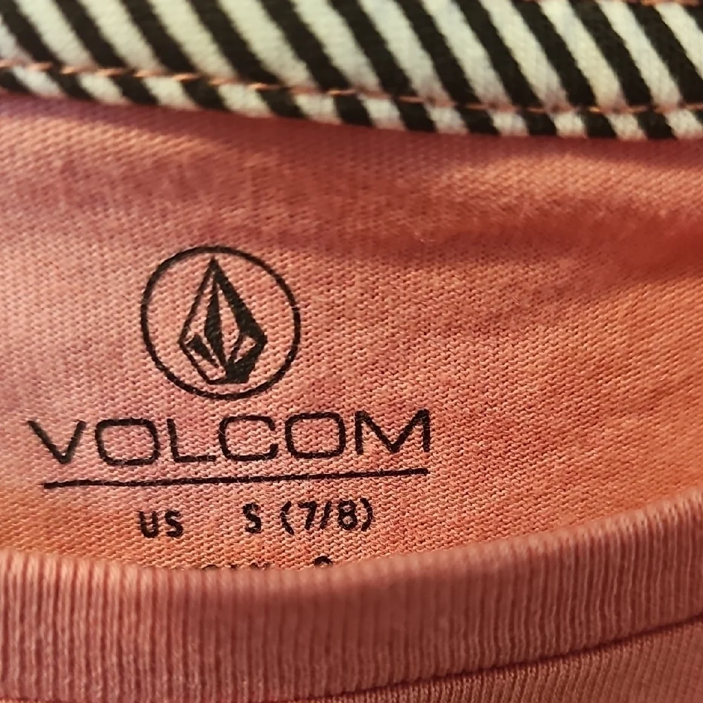 Volcom NWT Kids Pink Sleeveless Muscle Tank Top Size Small 7/8